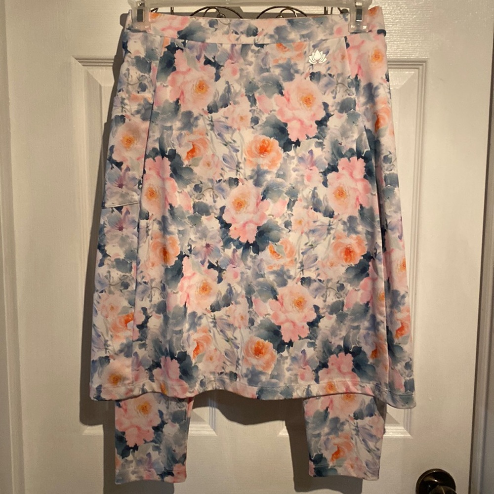 Snoga Skort - Size S